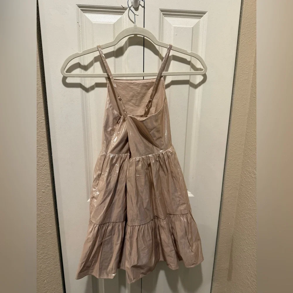 Gap Kids Metallic Tiered Dress in Champagne color , size M(8) New
